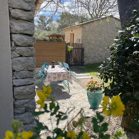 La Chambre Haute Nîmes Exterior photo