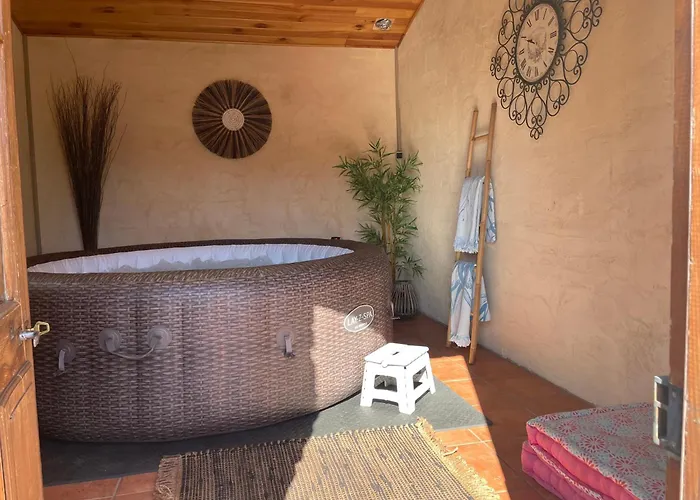 La Chambre Haute Et Son Spa