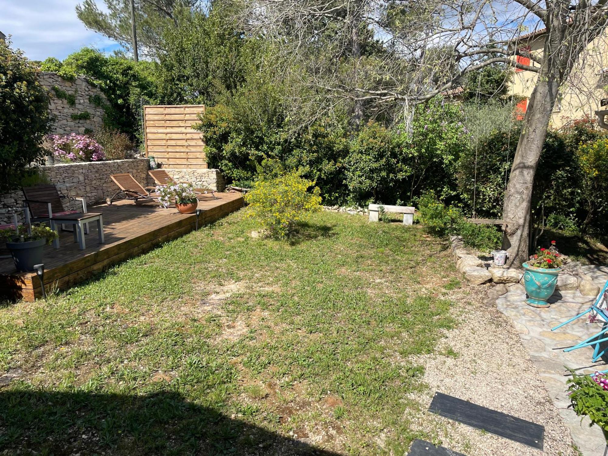 Frühstückspension La Haute Et Son Nîmes